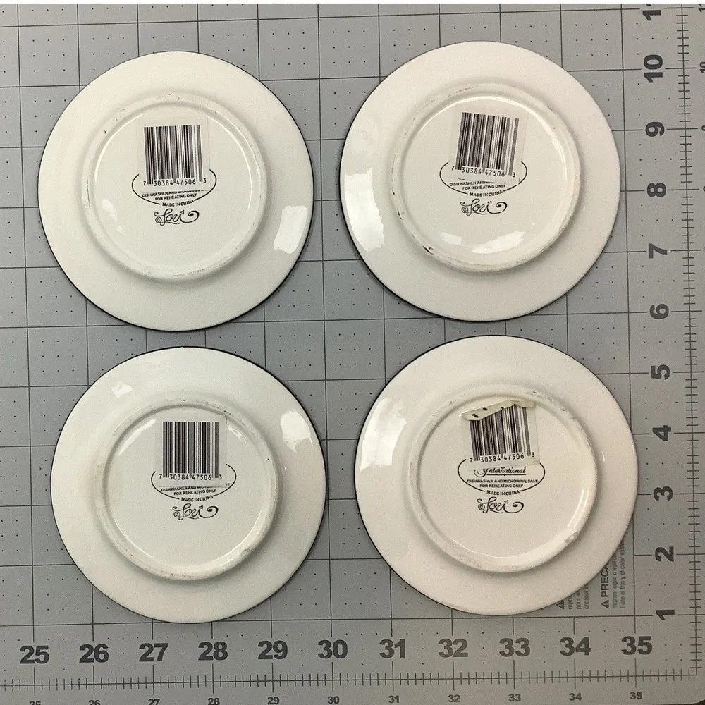 Lori Siebert Silvestri Harlequin Diamond Saucer Plates Set of 4 Black Cream Red - Picture 5 of 5